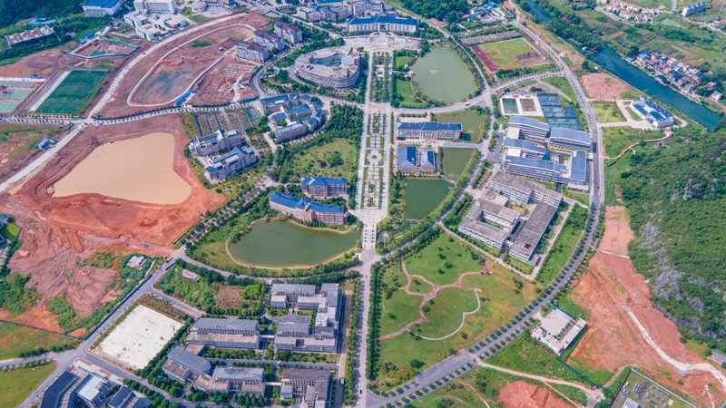 电子代工加工费：揭秘影响价格的关键因素