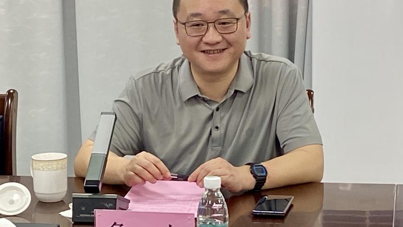 电子模块代理：价格背后的考量因素**