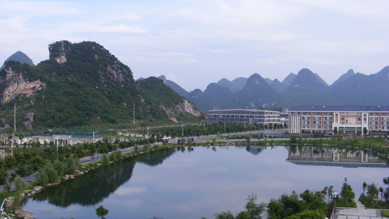 SMT贴片加工：揭秘如何精准选择